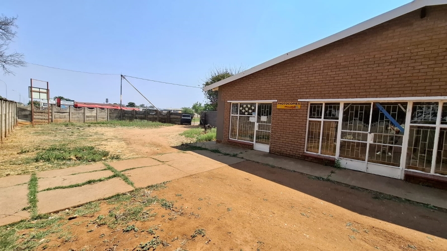 8 Bedroom Property for Sale in Orkney Park North West